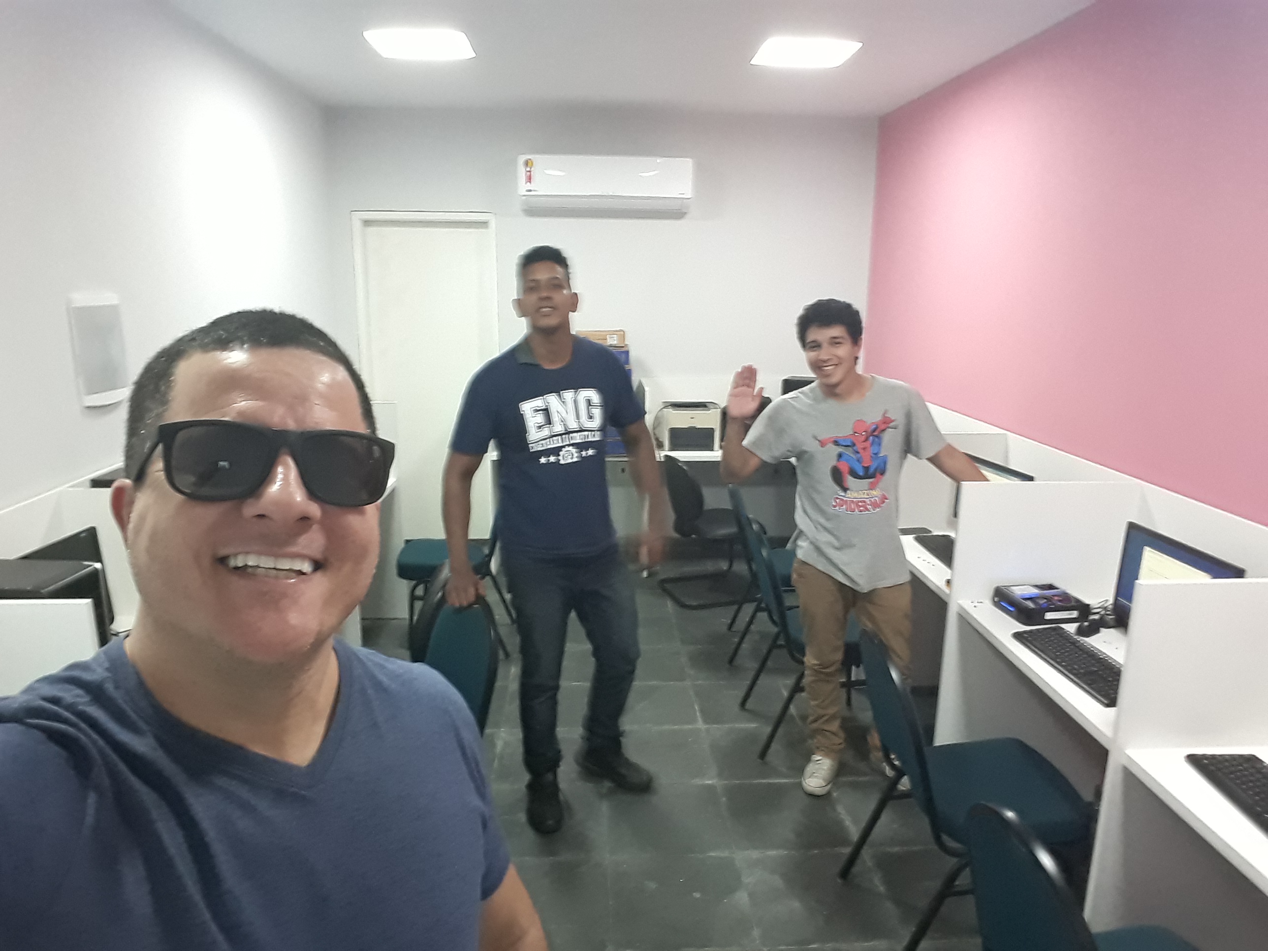 Preparação do Laboratório de Informática para iniciar o Projeto Siminina Digital